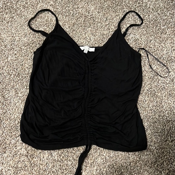 Black Tank. Gently used. - Picture 1 of 2